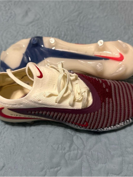 Nike Phantom FG cleats